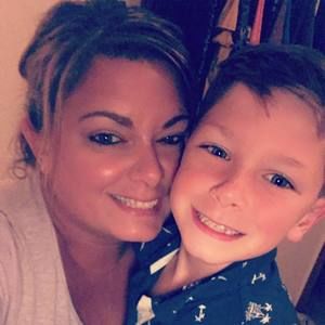 Meet your Posher, Jenn